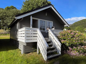 Selje Camping - Hytte Nr 8